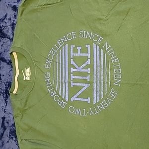 Nike men's XXL GREEN